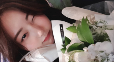 [한국야동] 한정판 | 풀린 눈으로 올려다 보는게 개꼴잘알 언제어디서나